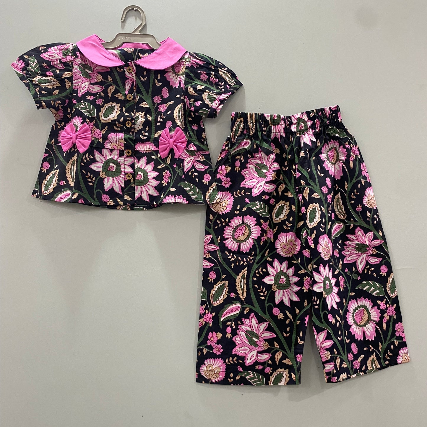 Bow Co-ord Set-Black & pink