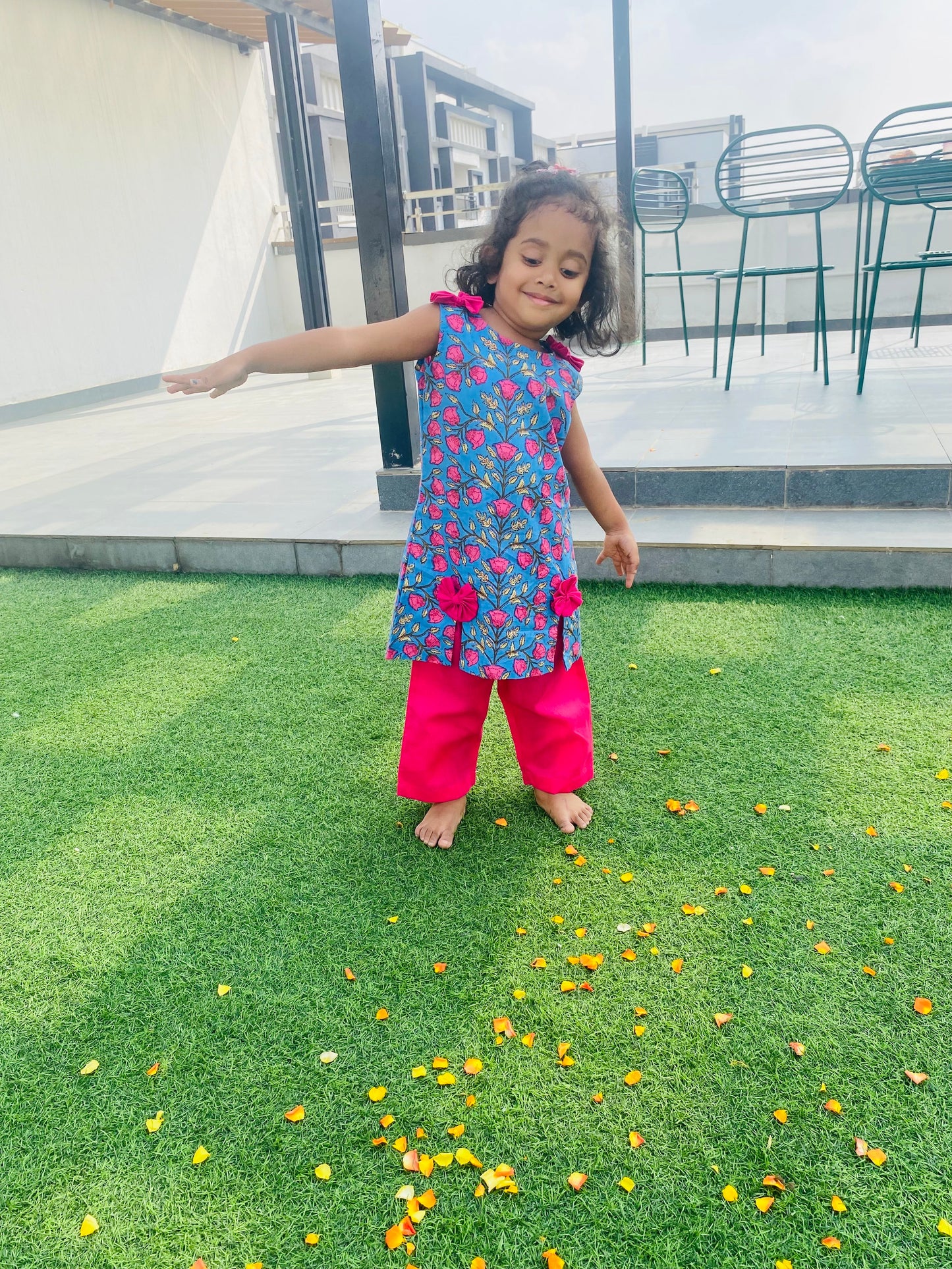 Girls' Blue & Pink Floral Cotton Kurti Pant Set with Bows